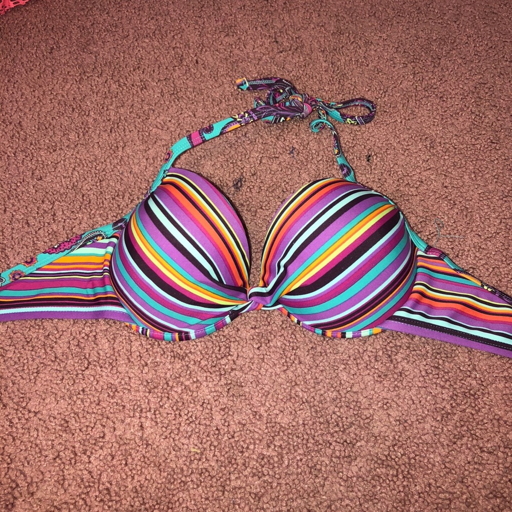 STRIPED BIKINI TOP!!